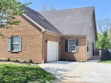 220 Tanbark Drive, Georgetown, KY 40324