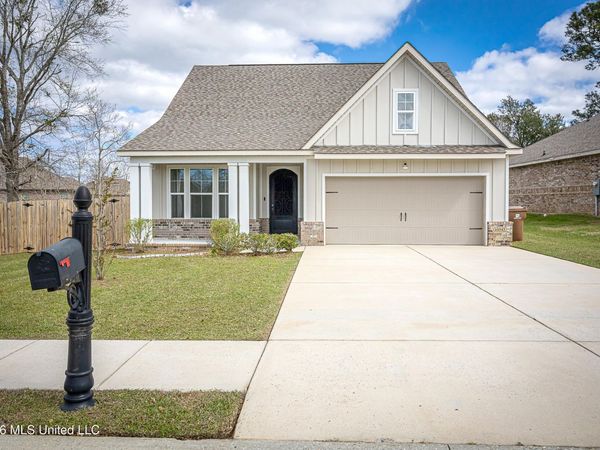 10545 W Landon Green Circle, Gulfport, MS 39503