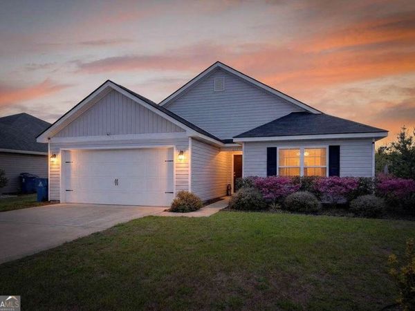 225 Roswell Drive E, Brunswick, GA 31525