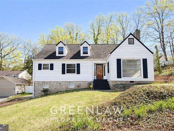 1944 Lyle Avenue, College Park, GA 30337