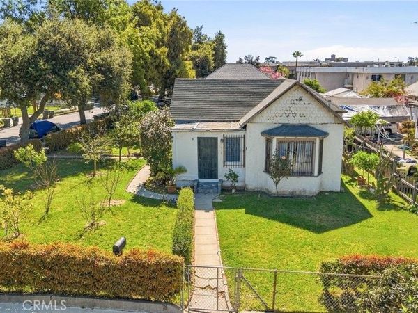 116 Carlton Avenue, Pasadena, CA 91103