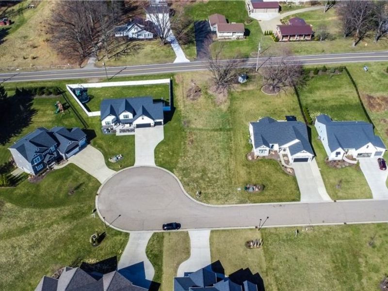 5727 Shadow Ridge Circle NW, North Canton, OH 44720 Photo 1