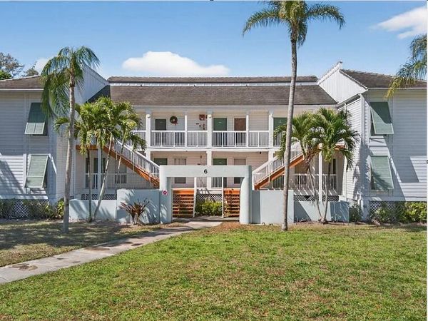 266 Cypress Point Drive, Palm Beach Gardens, FL 33418