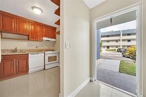 7897 Golf Cir Drive, Unit 112, Margate, FL 33063 Photo