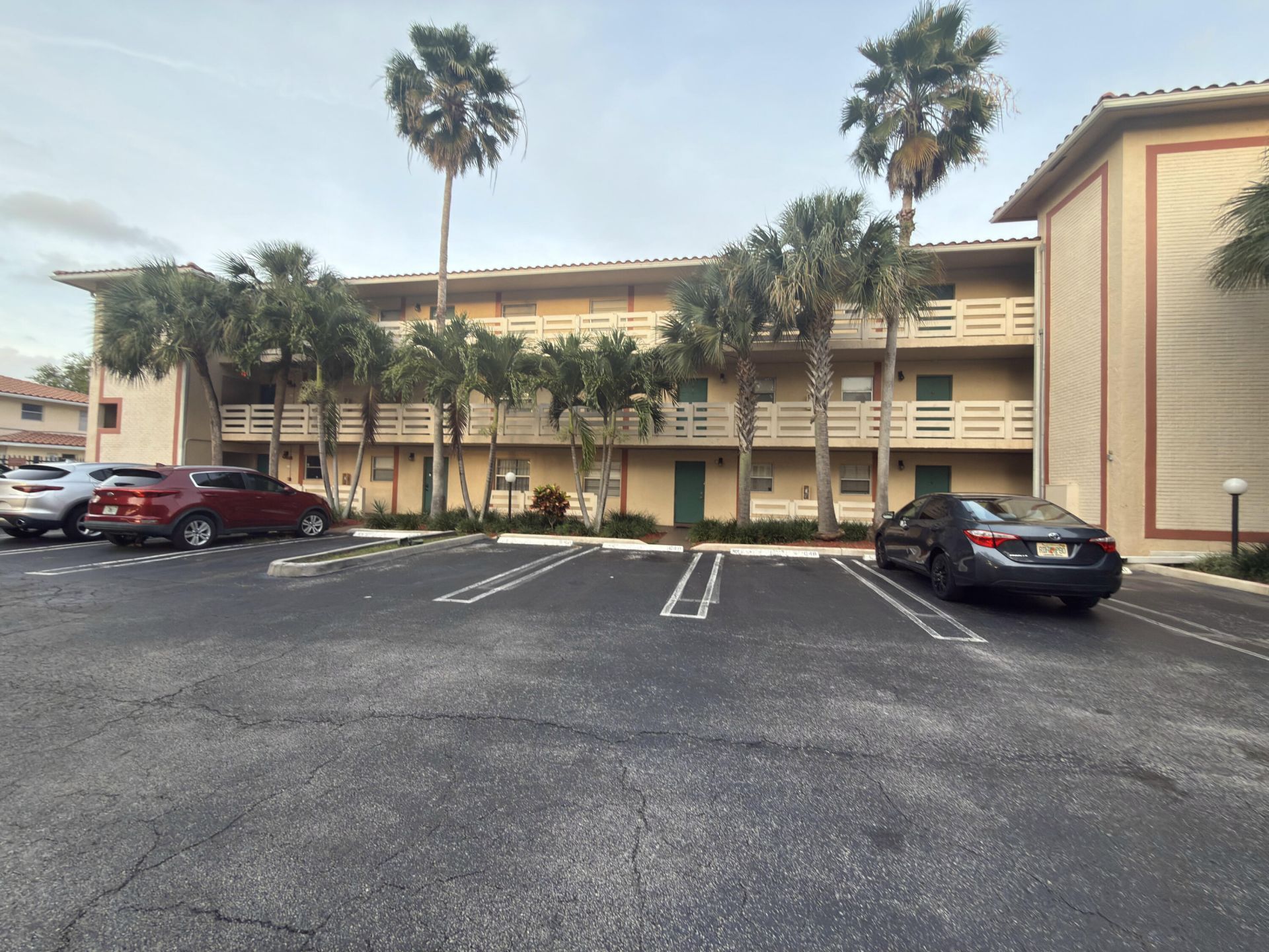 3213 NW 103rd Terrace, Unit 107-c, Coral Springs, FL 33065 Photo