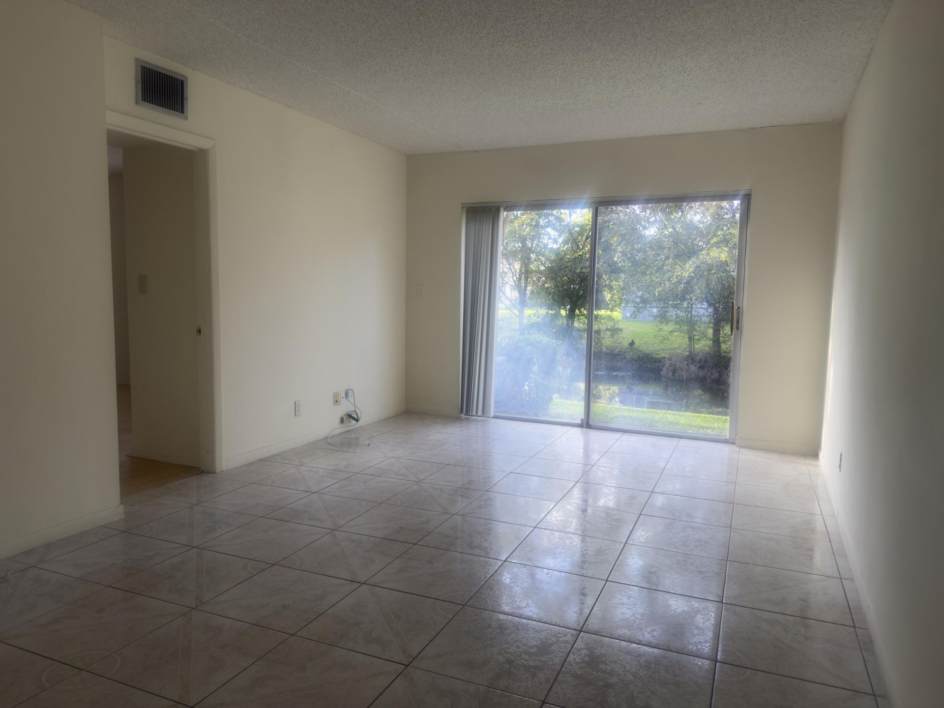 3213 NW 103rd Terrace, Unit 107-c, Coral Springs, FL 33065 Photo
