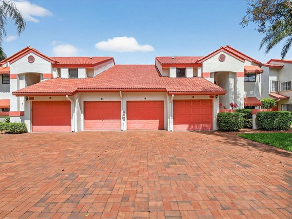 7840 Lexington Club Boulevard, Unit B, Delray Beach, FL 33446