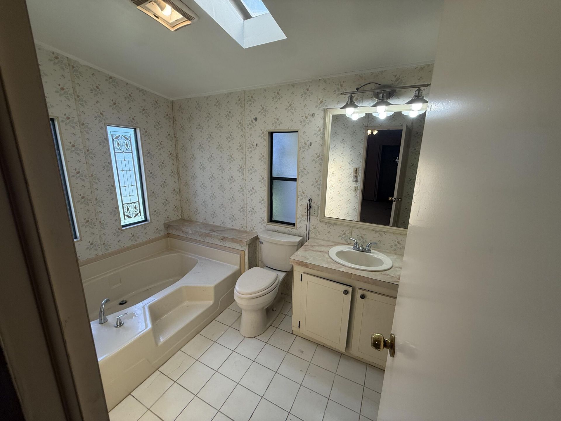 6092 Palm Breezes Drive, Lake Worth, FL 33462 Photo