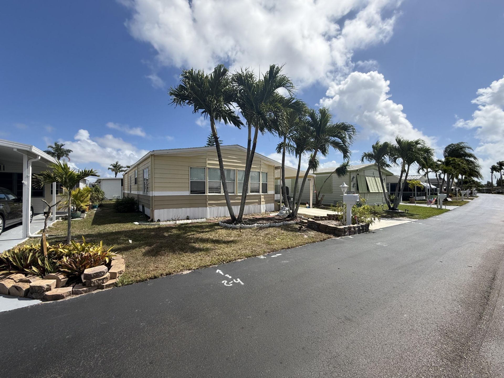 6092 Palm Breezes Drive, Lake Worth, FL 33462 Photo