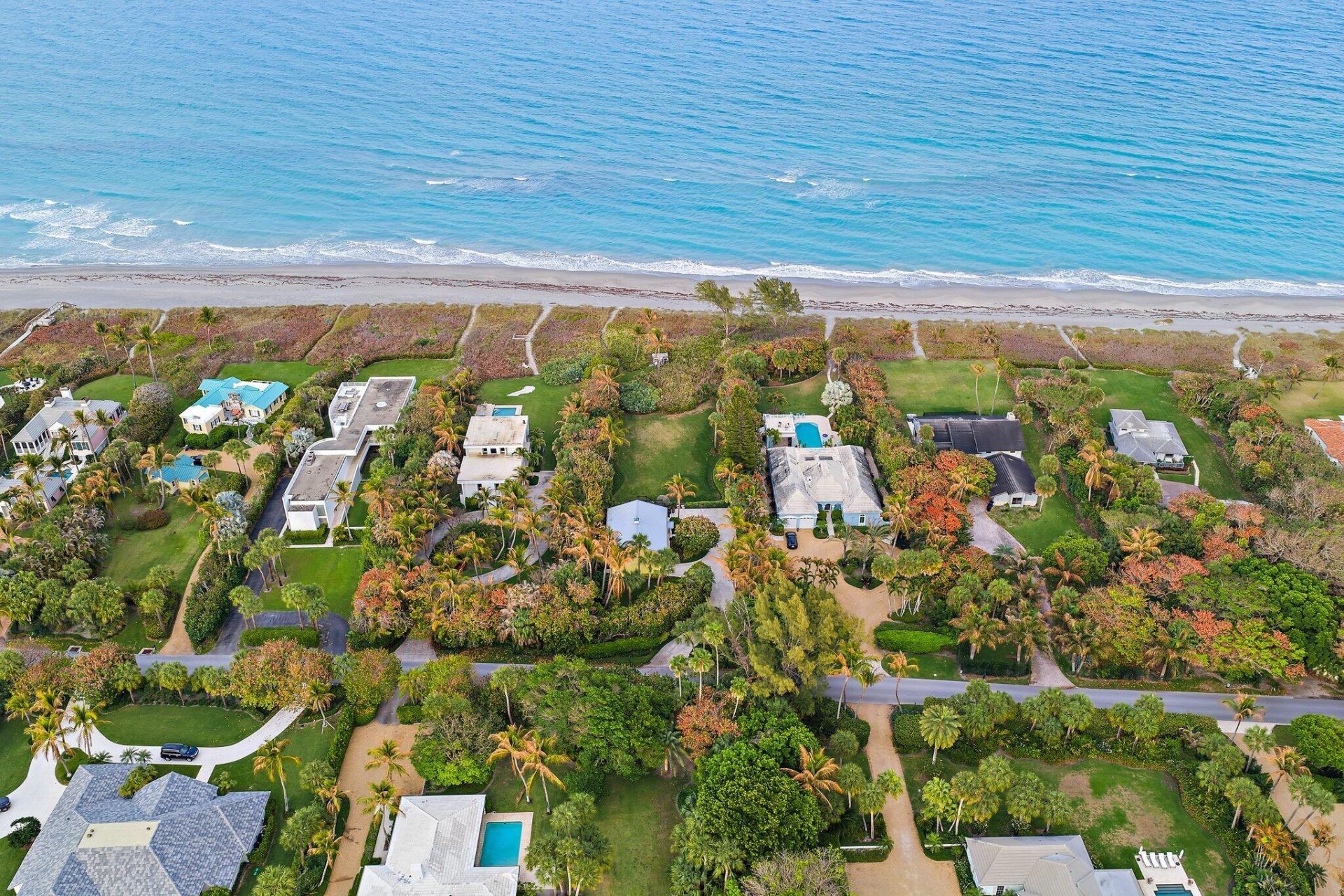 31 N Beach Road, Jupiter Island, FL 33455 Photo