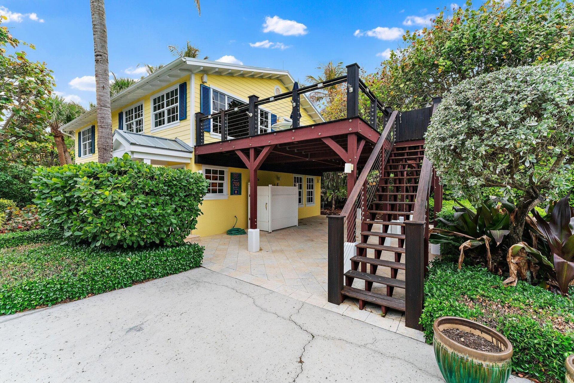 31 N Beach Road, Jupiter Island, FL 33455 Photo