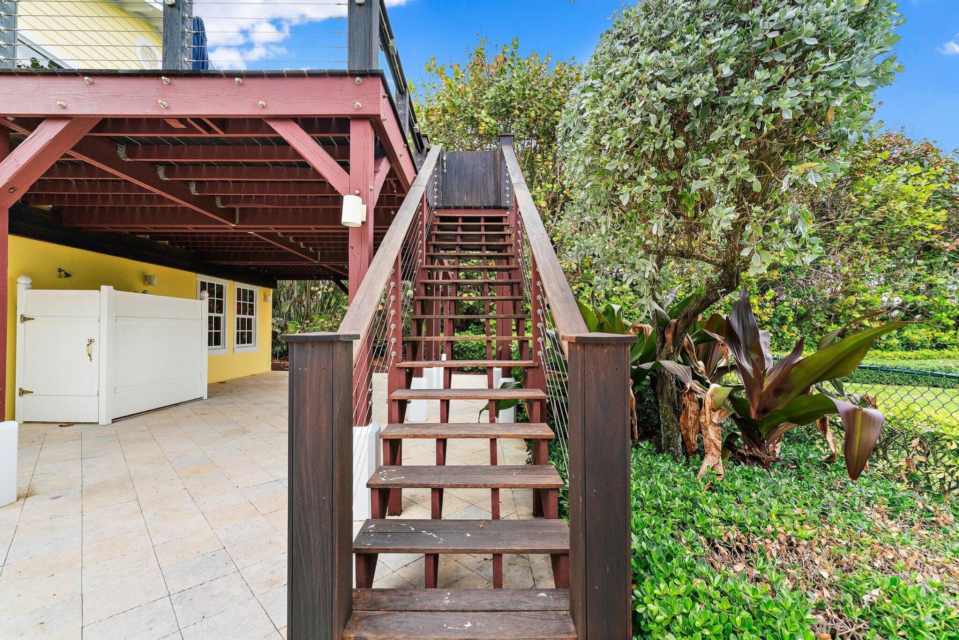 31 N Beach Road, Jupiter Island, FL 33455 Photo