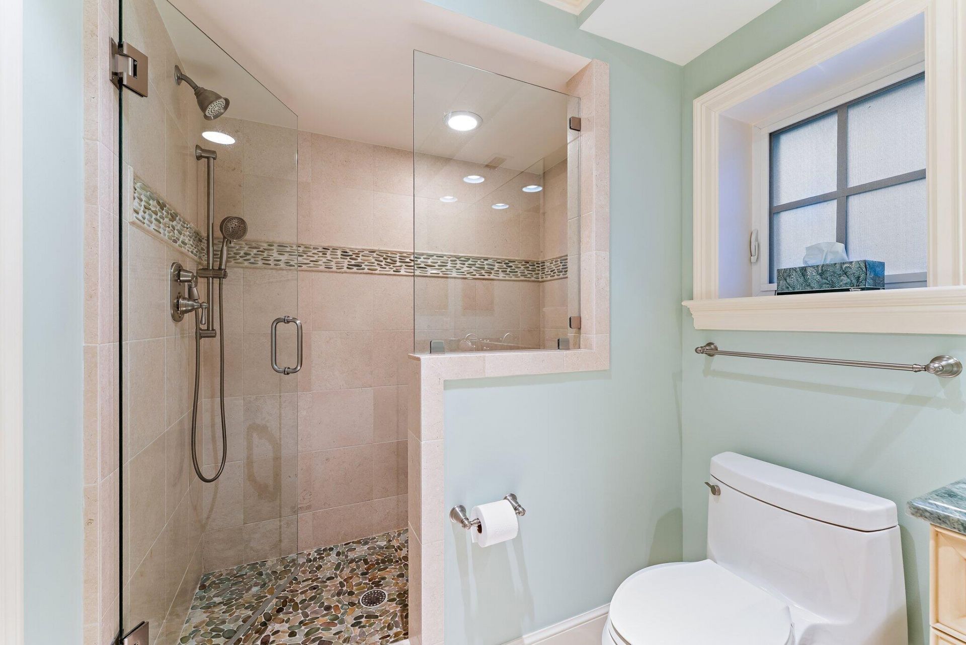 31 N Beach Road, Jupiter Island, FL 33455 Photo