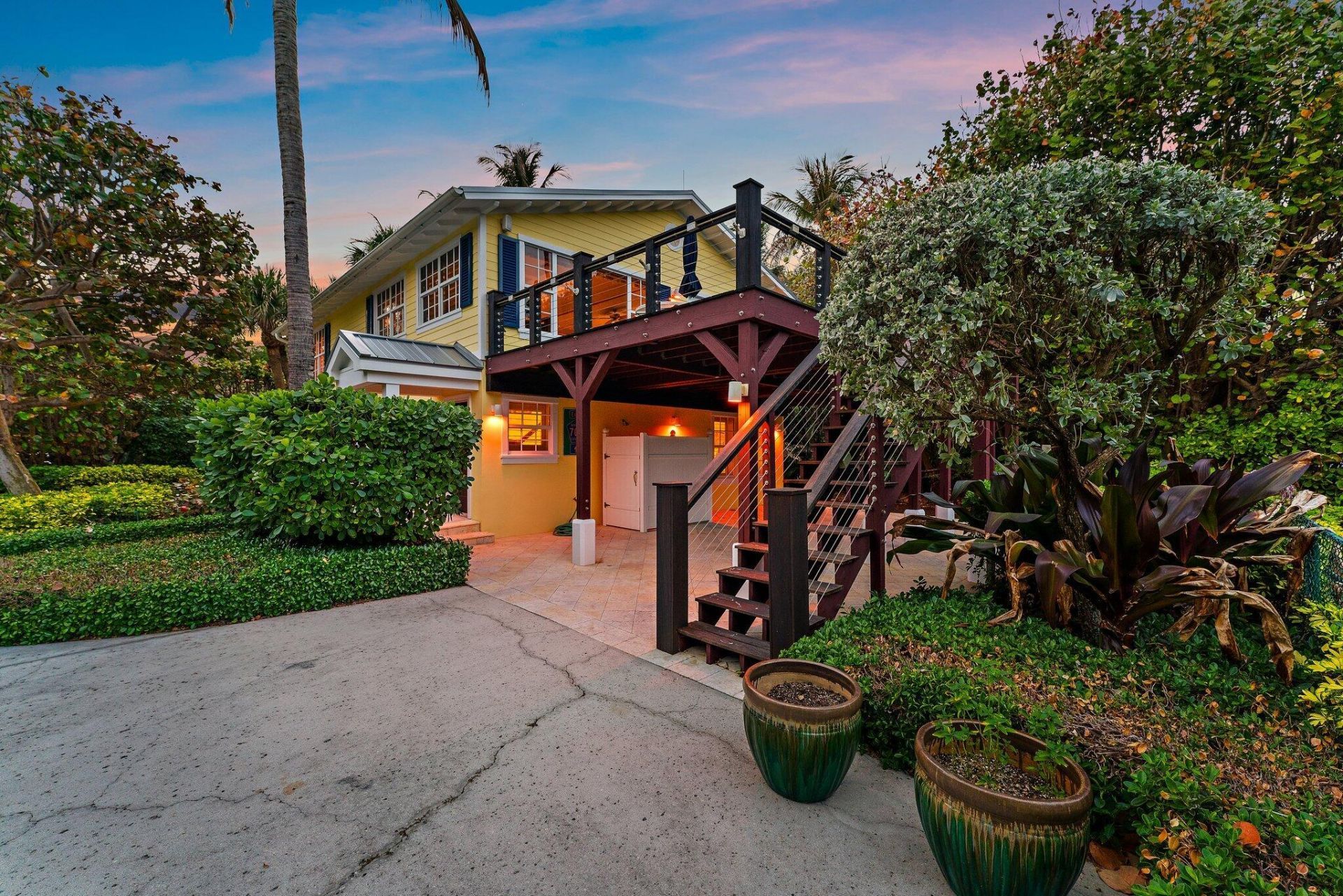 31 N Beach Road, Jupiter Island, FL 33455 Photo