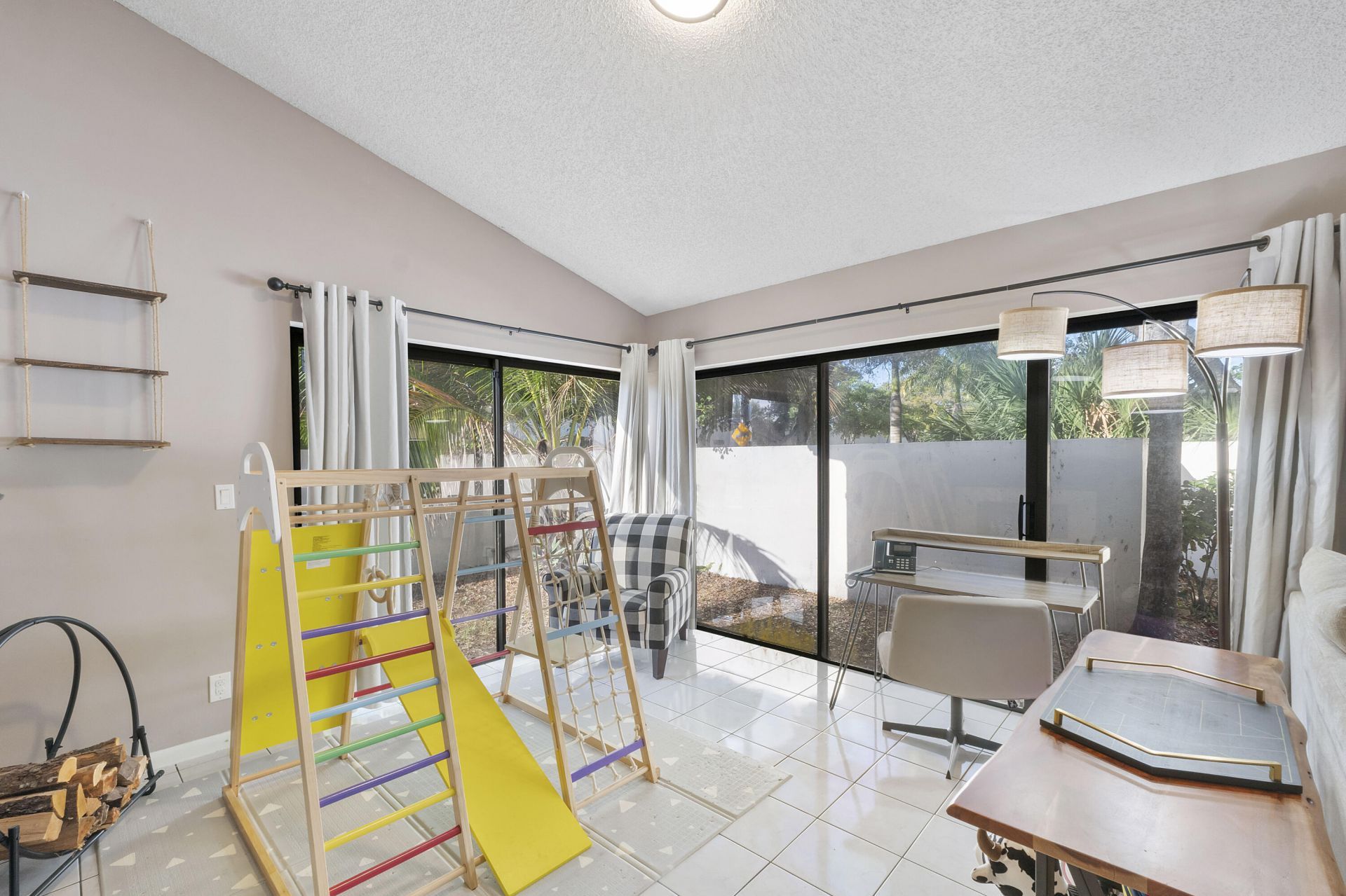 7259 Papaya Way, Tamarac, FL 33321 Photo