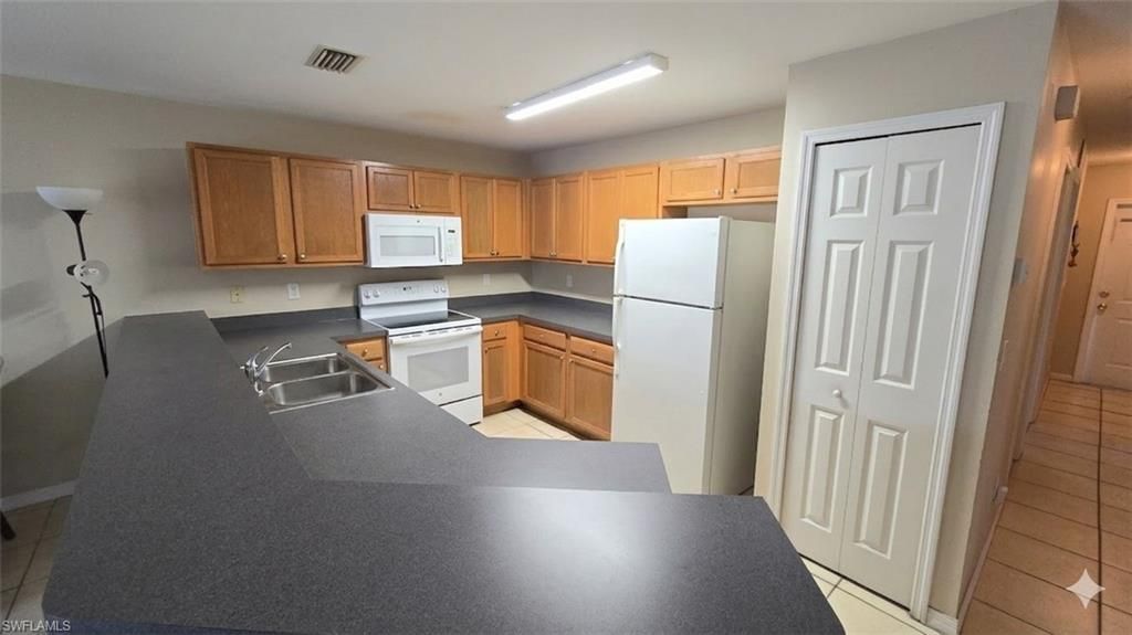 236/238 Peerless St, Lehigh Acres, FL 33974 Photo