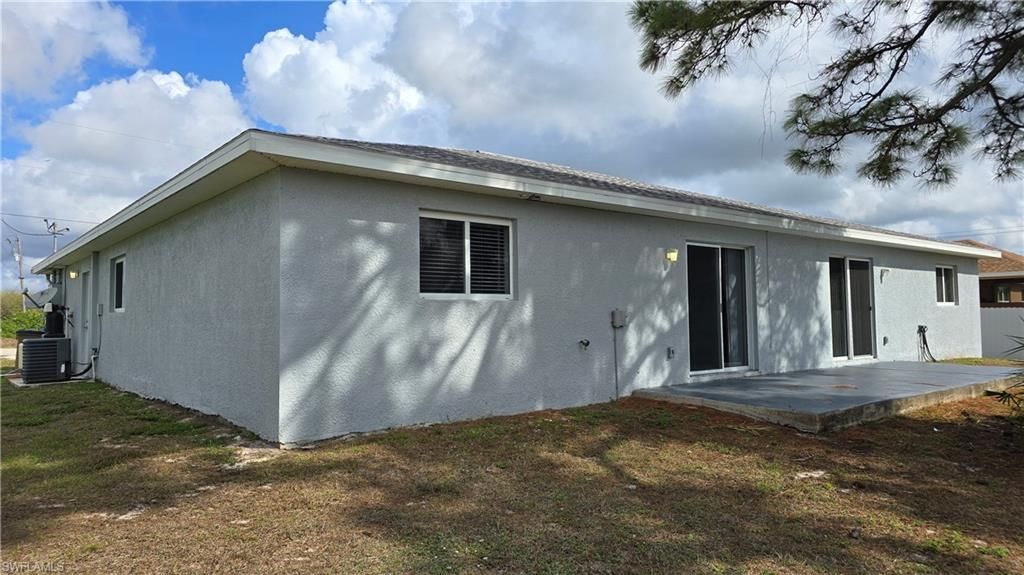 236/238 Peerless St, Lehigh Acres, FL 33974 Photo
