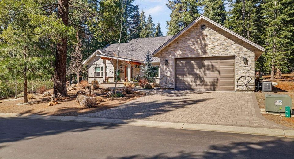 299 Alpine Fir Road, Unit Cdrwd, Lake Almanor, CA 96137 Photo