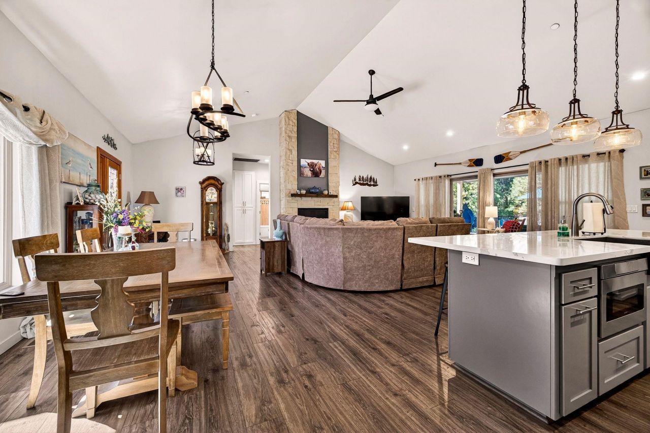 299 Alpine Fir Road, Unit Cdrwd, Lake Almanor, CA 96137 Photo