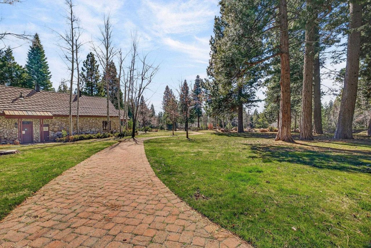 299 Alpine Fir Road, Unit Cdrwd, Lake Almanor, CA 96137 Photo