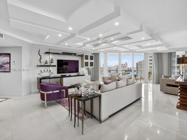 7000 Island Blvd, Unit 2602, Aventura, FL 33160