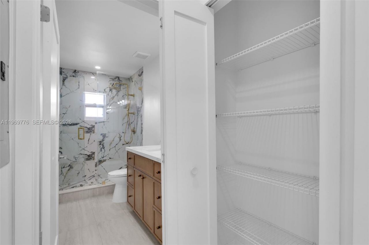 9990 Broad Channel Dr, Cutler Bay, FL 33157 Photo