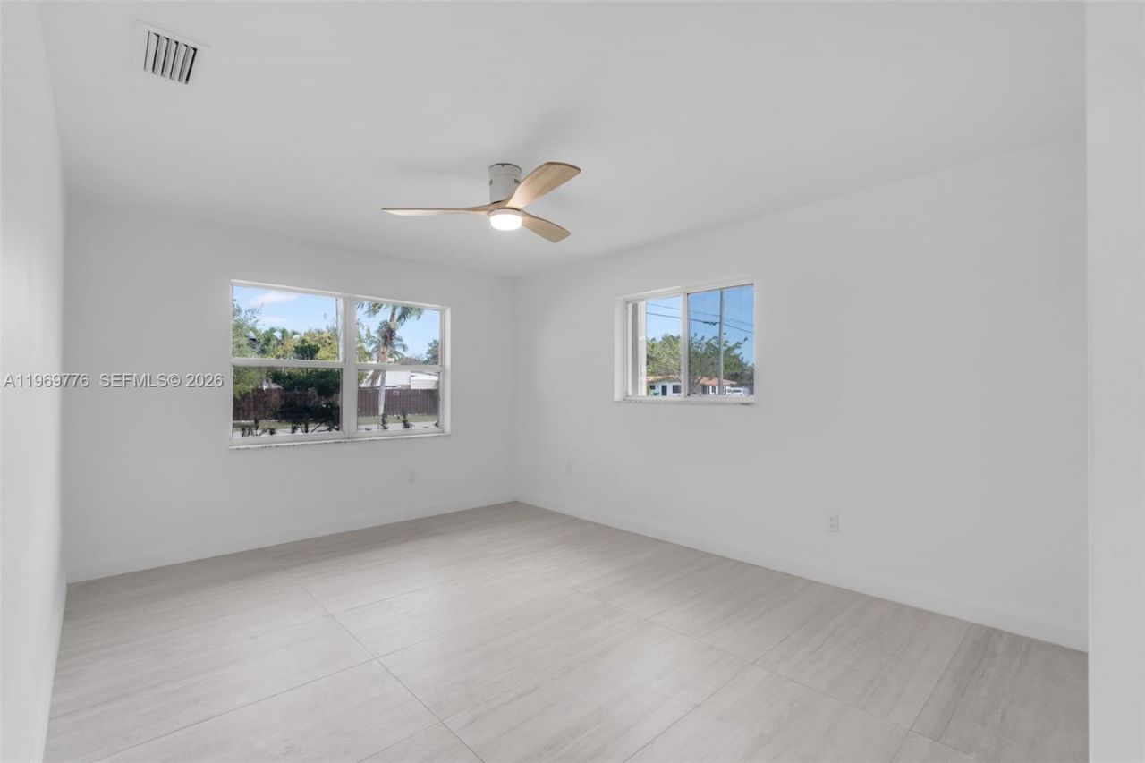 9990 Broad Channel Dr, Cutler Bay, FL 33157 Photo