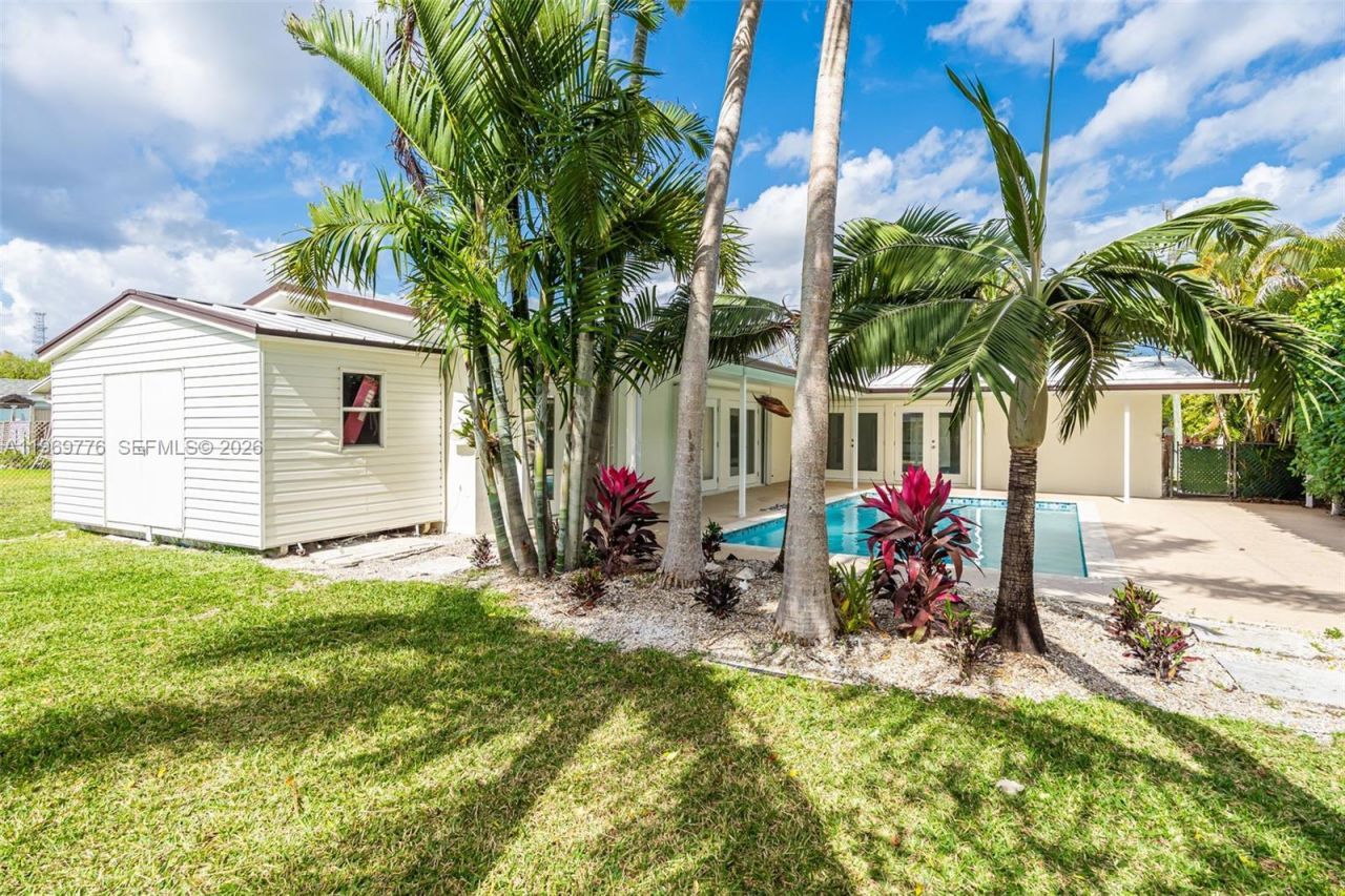 9990 Broad Channel Dr, Cutler Bay, FL 33157 Photo