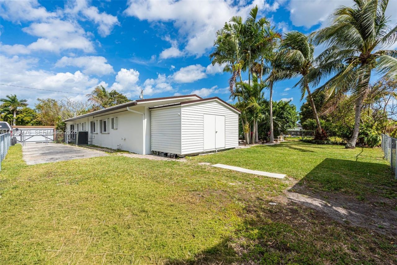 9990 Broad Channel Dr, Cutler Bay, FL 33157 Photo