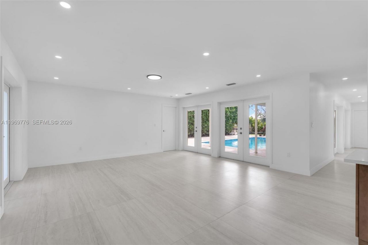 9990 Broad Channel Dr, Cutler Bay, FL 33157 Photo