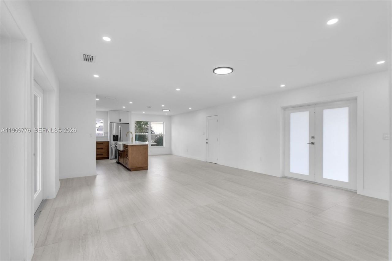 9990 Broad Channel Dr, Cutler Bay, FL 33157 Photo