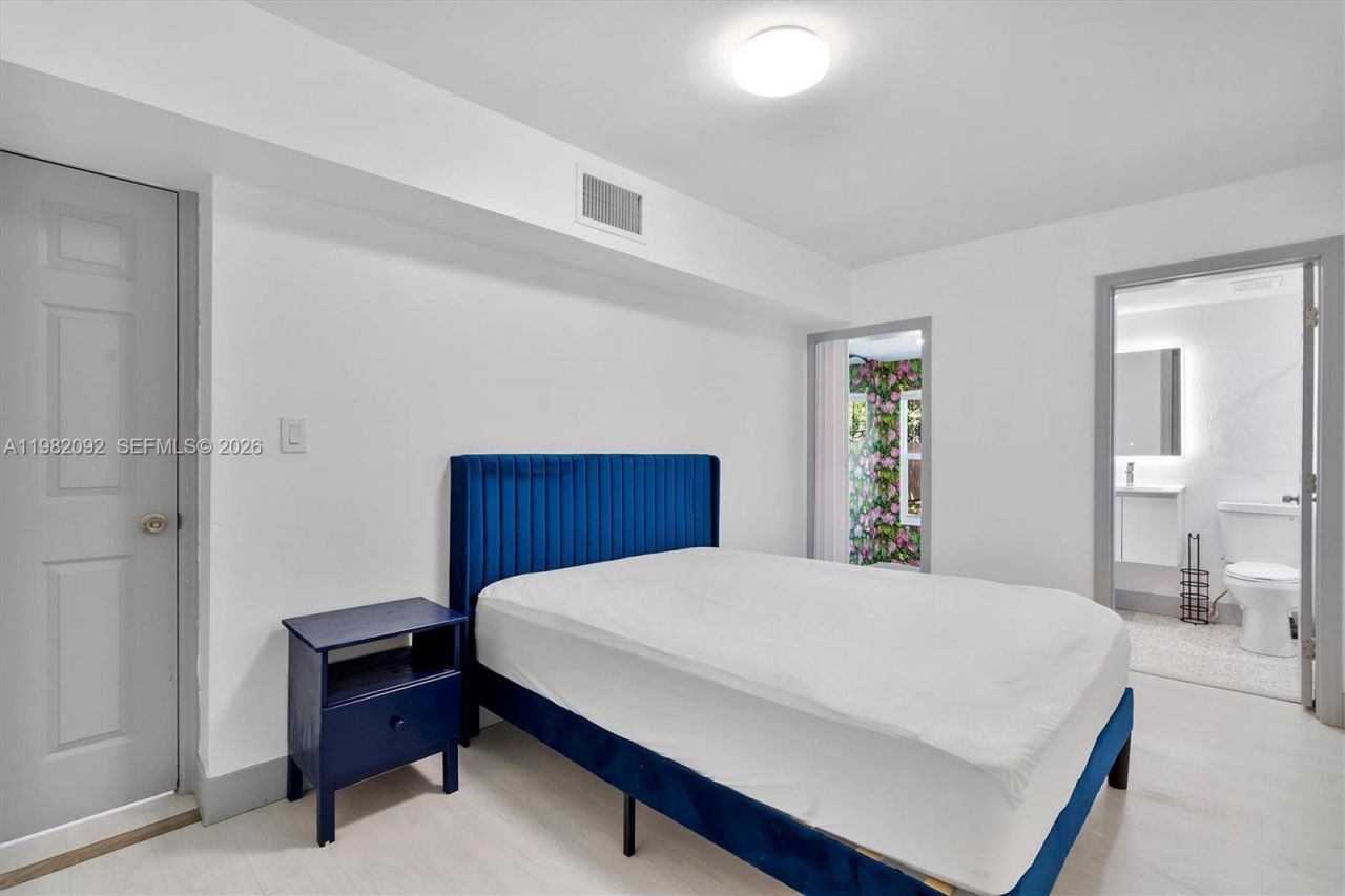 775 NW 96th St, Unit A, Miami, FL 33150 Photo