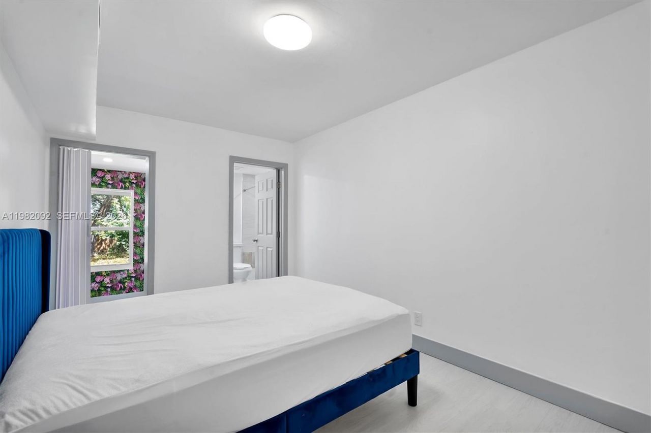 775 NW 96th St, Unit A, Miami, FL 33150 Photo