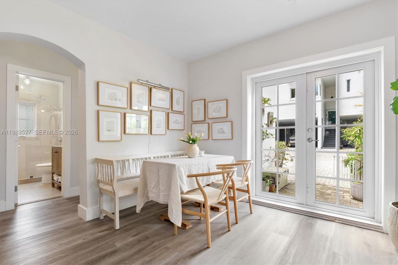 1024 Lenox Ave, Unit 1, Miami Beach, FL 33139 Photo