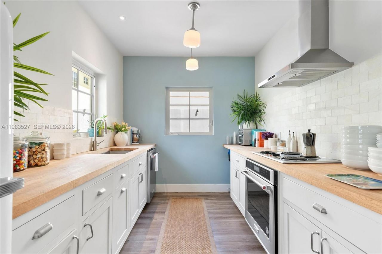 1024 Lenox Ave, Unit 1, Miami Beach, FL 33139 Photo