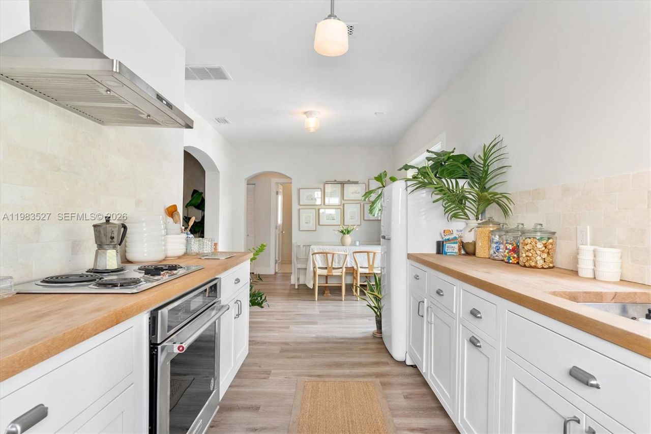 1024 Lenox Ave, Unit 1, Miami Beach, FL 33139 Photo