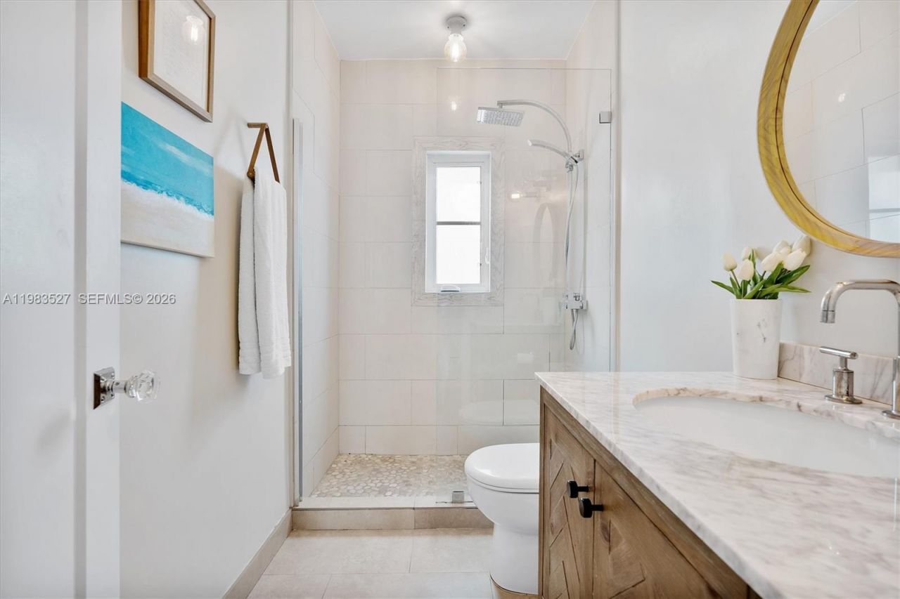 1024 Lenox Ave, Unit 1, Miami Beach, FL 33139 Photo