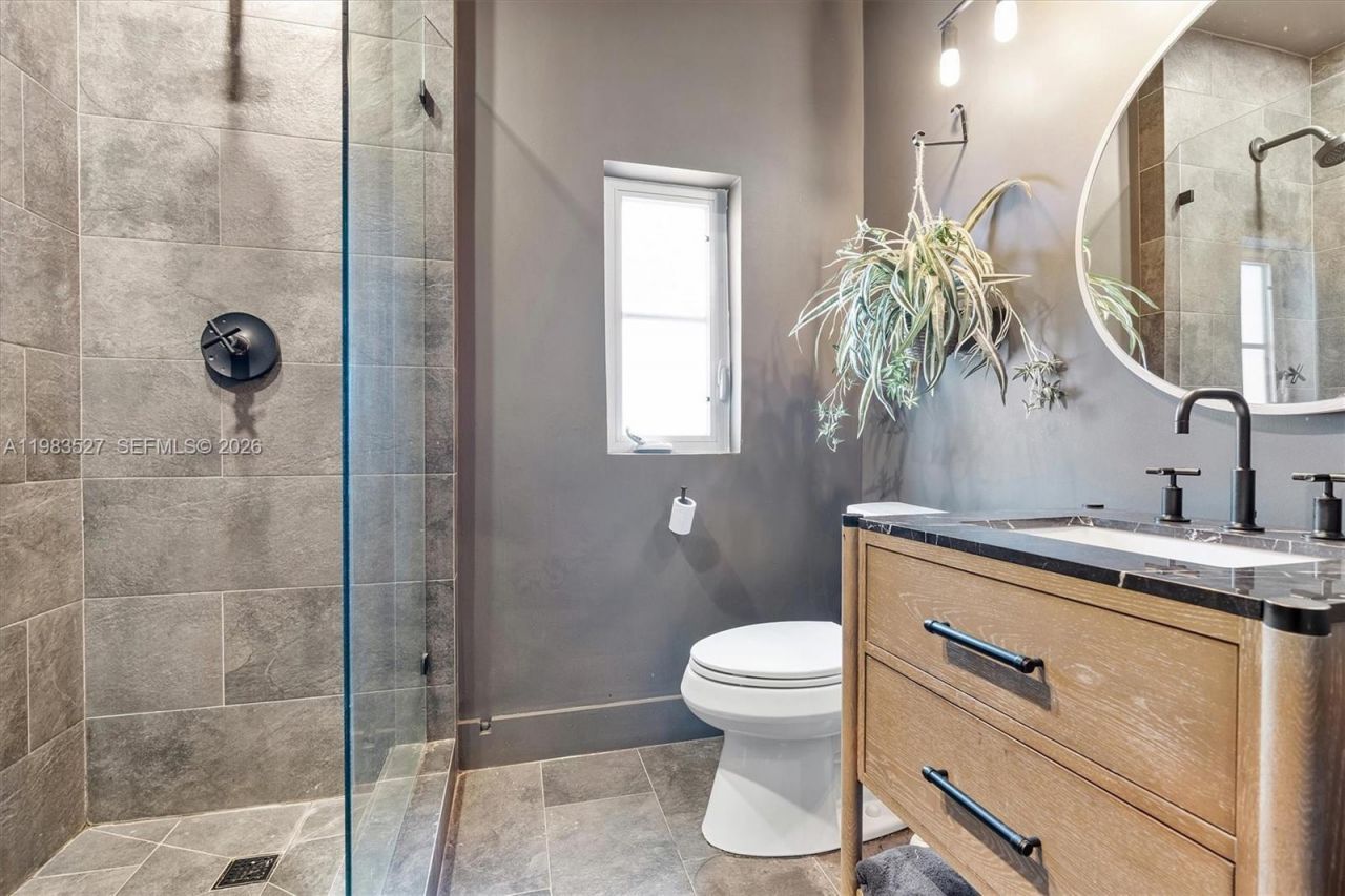 1024 Lenox Ave, Unit 1, Miami Beach, FL 33139 Photo