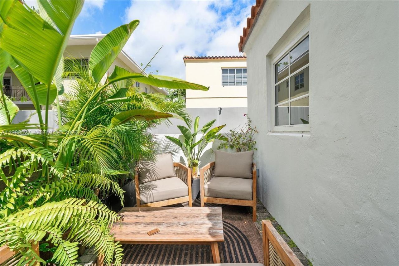 1024 Lenox Ave, Unit 1, Miami Beach, FL 33139 Photo