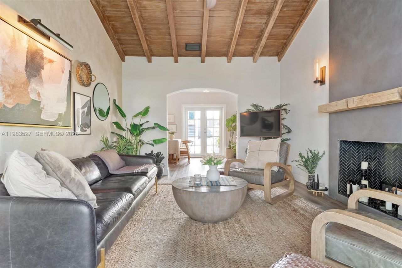 1024 Lenox Ave, Unit 1, Miami Beach, FL 33139 Photo