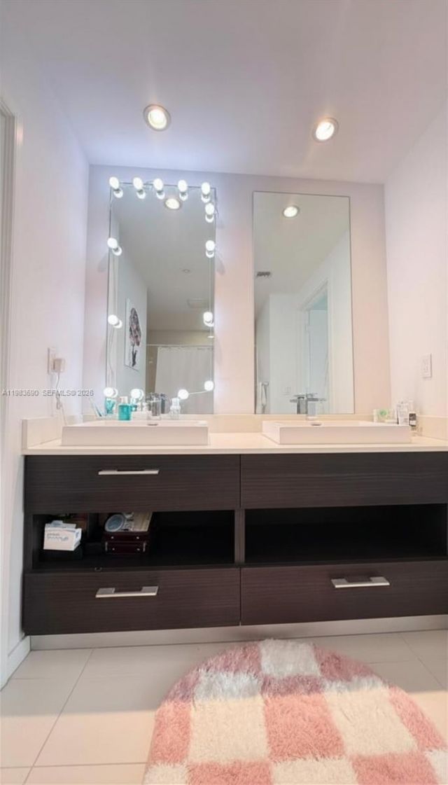 45 SW 9th St, Unit 3809, Miami, FL 33130 Photo