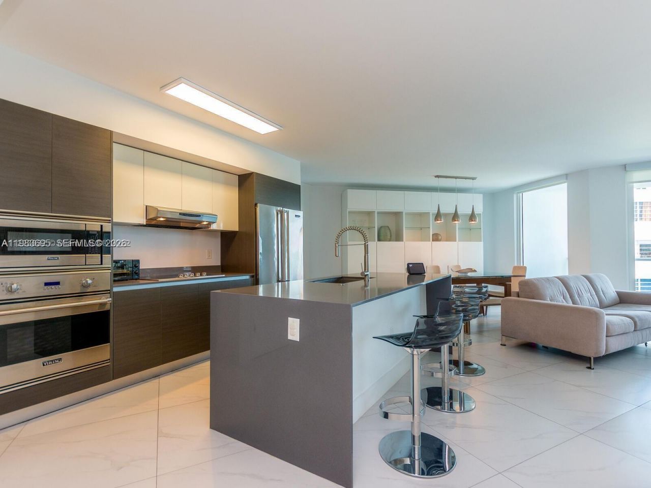 9821 E Bay Harbor Dr , Unit 502, Bay Harbor Islands, FL 33154 Photo