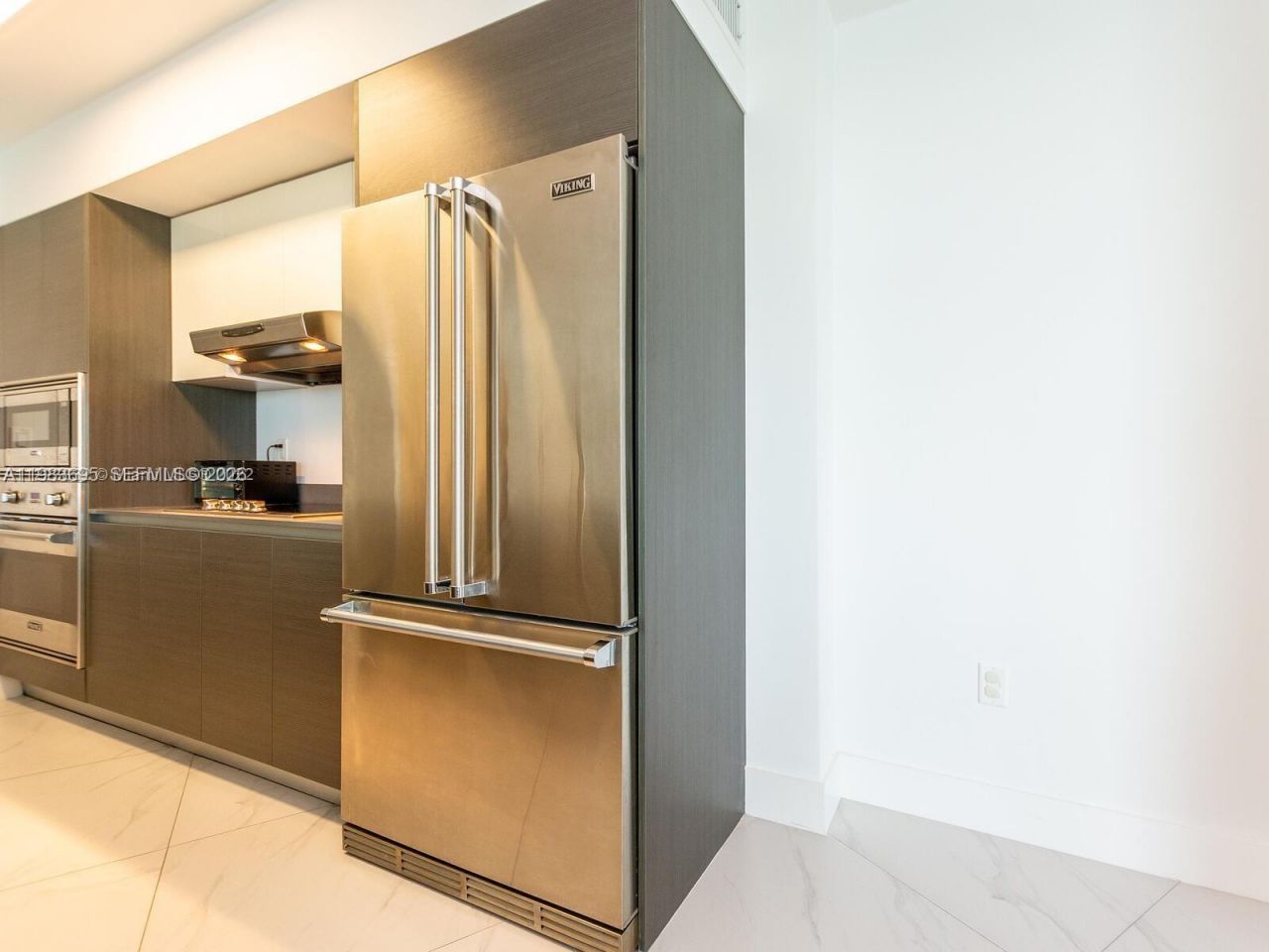 9821 E Bay Harbor Dr , Unit 502, Bay Harbor Islands, FL 33154 Photo