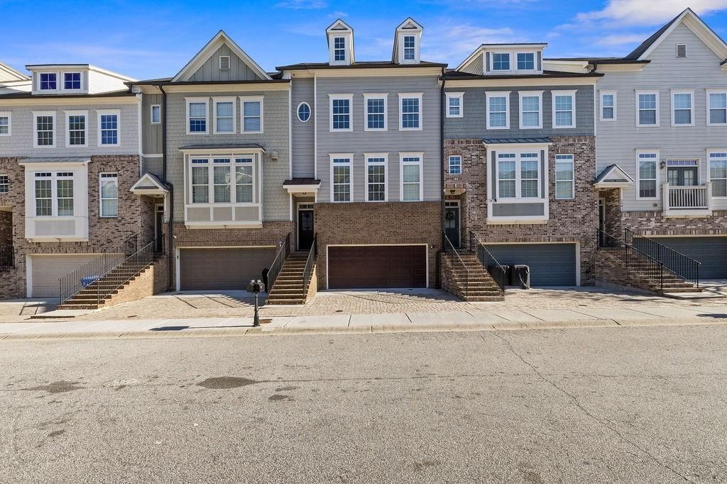 2085 Callaway Court Nw, Atlanta, GA 30318 Main Photo