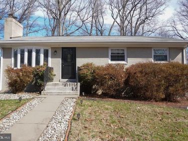 12026 WAPLES MILL ROAD , OAKTON, VA 22124