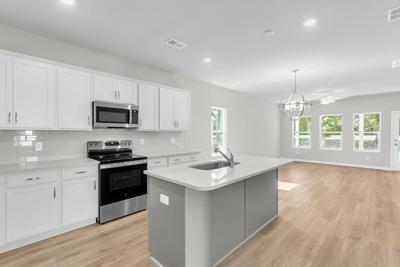 1937 Deercreek Drive Photo 6