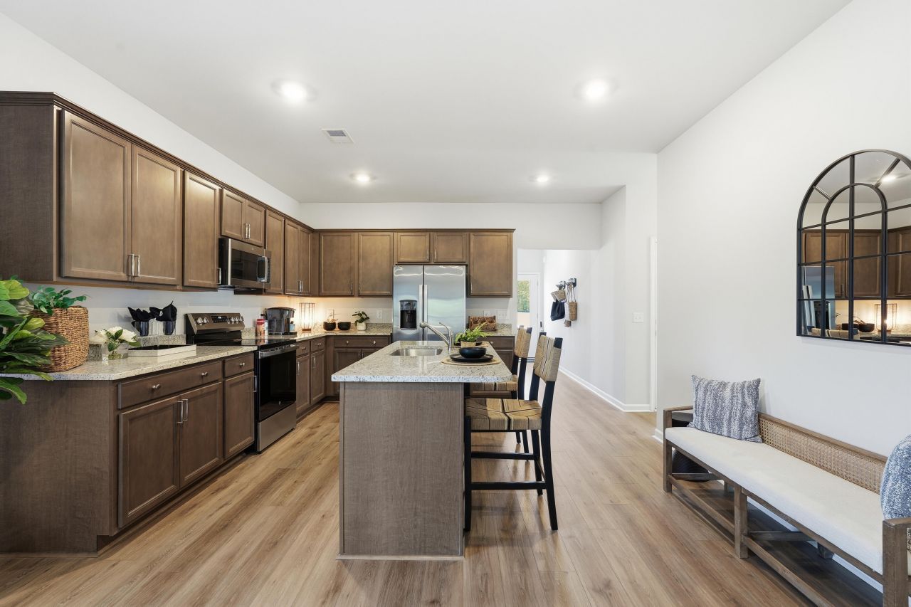 1937 Deercreek Drive Photo 6