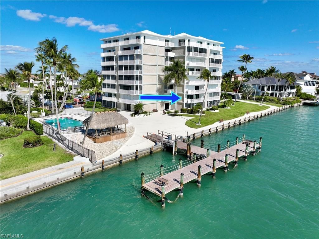 60 Pelican St W, Unit 206, Naples, FL 34113 Photo