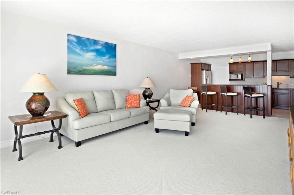 60 Pelican St W, Unit 206, Naples, FL 34113 Photo