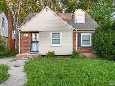 8626 Piedmont Street, Detroit, MI 48228